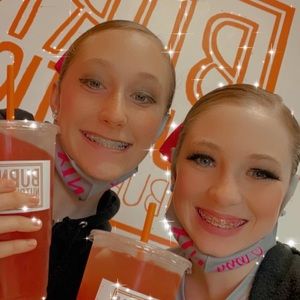 Meet your Posher, Abby